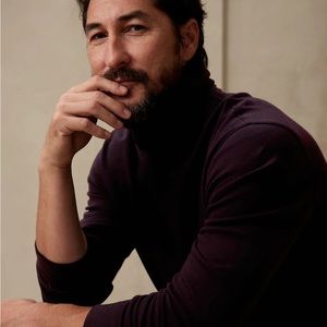 NWT Banana Republic Men’s Messina Turtleneck T-Shirt